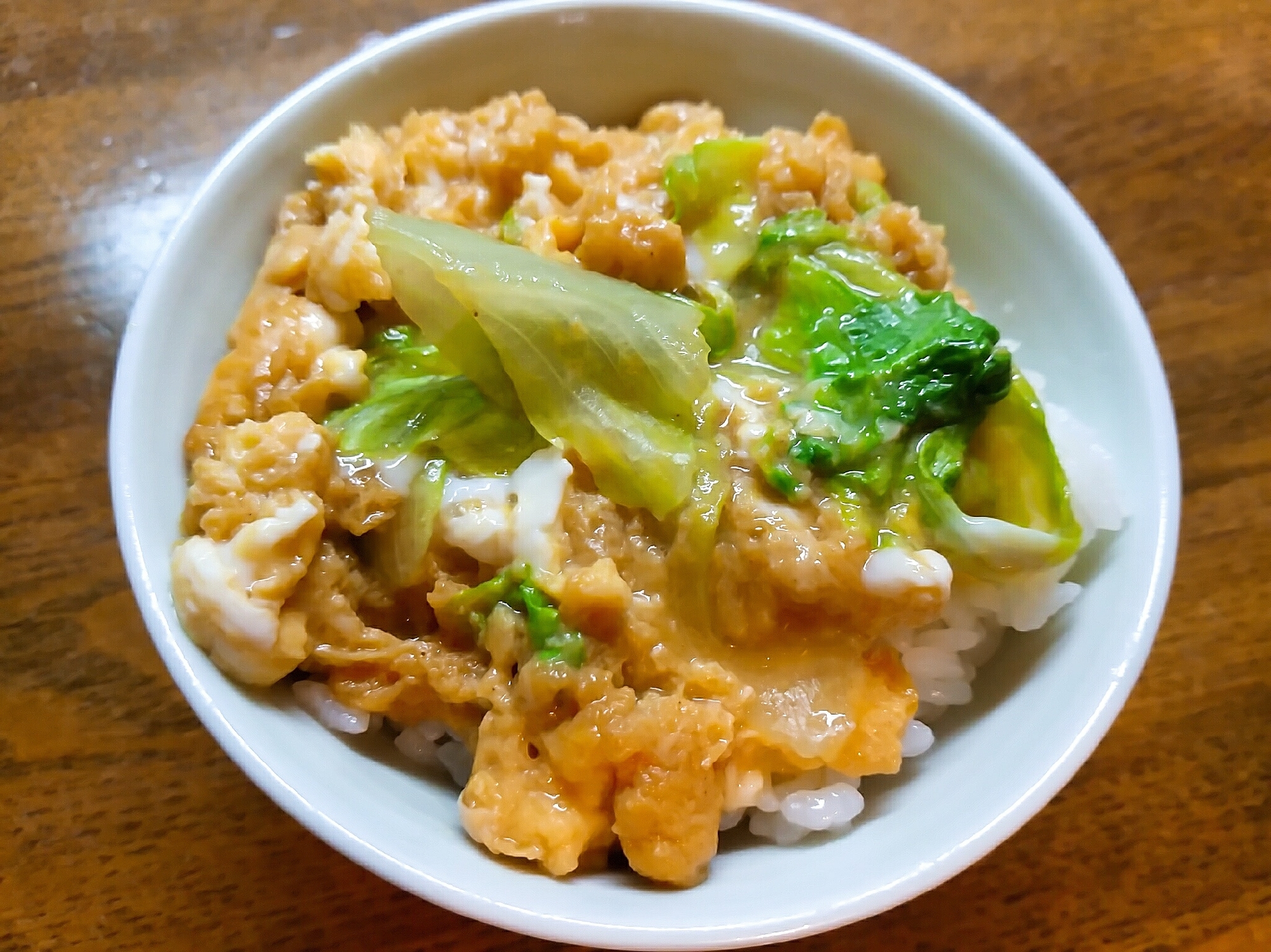 レタス卵とじ丼