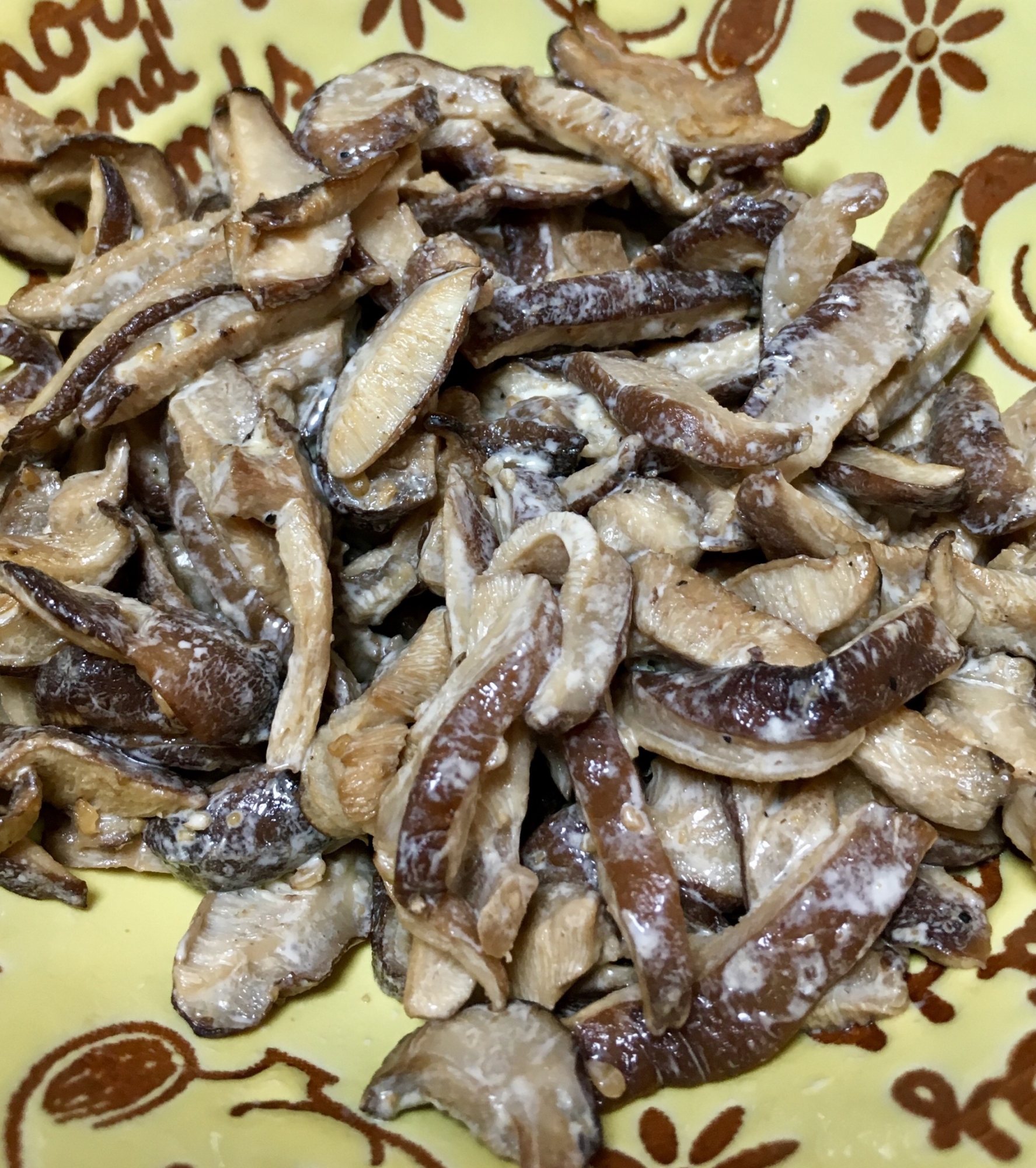 椎茸のマヨネーズ炒め