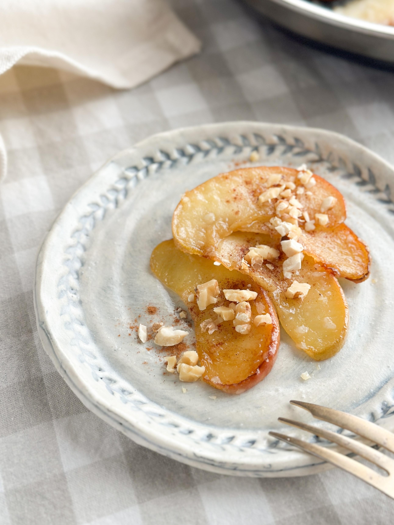 やさしい甘さの甘麹焼きりんご