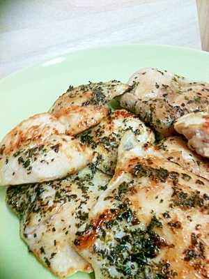 漬けて焼くだけ 鶏胸肉のバジル焼 レシピ 作り方 By ちょもっぷり 楽天レシピ 漬けて焼くだけ 鶏胸肉のバジル焼 レシピ 作り方 By ちょもっぷり 楽天レシピ