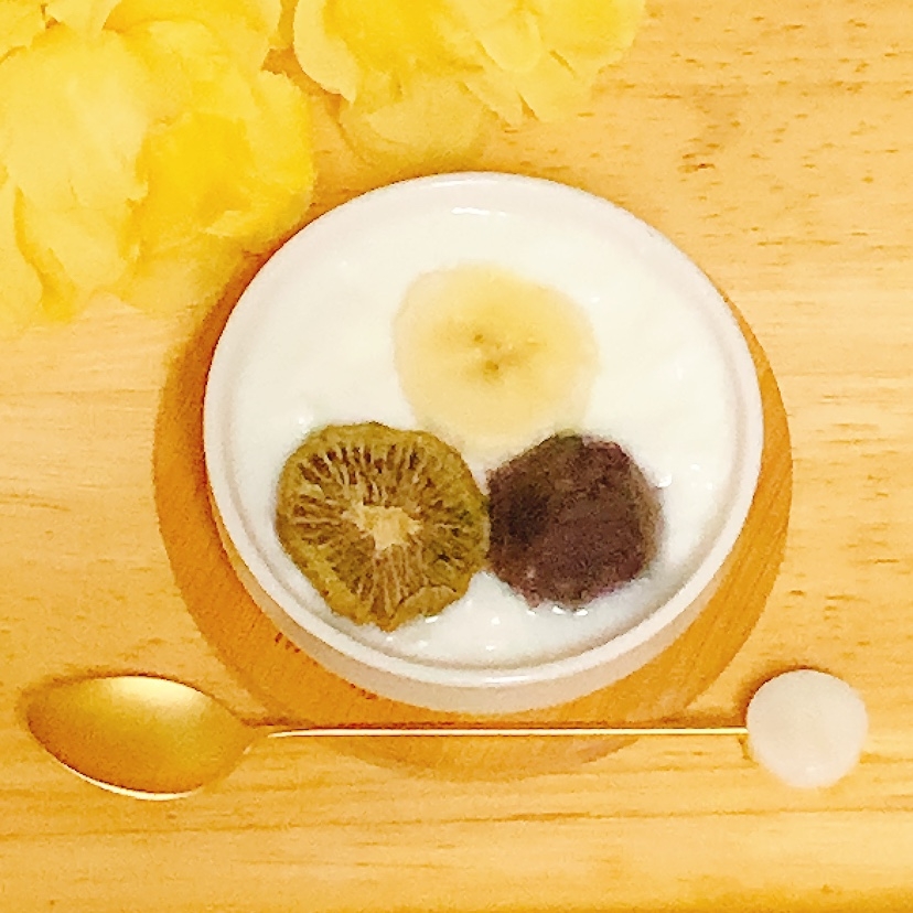 ◯まる3つ◯ヨーグルト◯˖✧˖バナナキウイあんこ