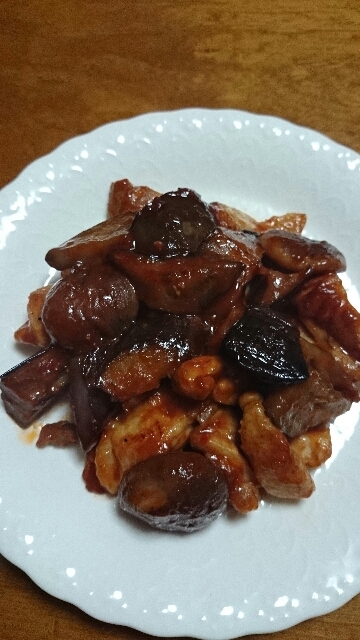 鶏肉となすのケチャップ炒め