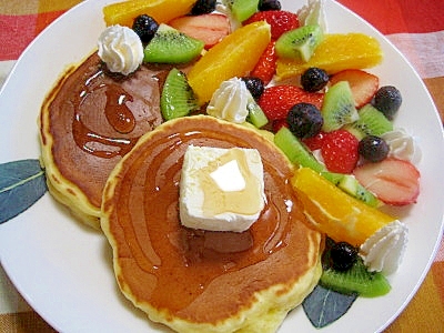 フルーツたっぷり パンケーキ レシピ 作り方 By Uzuratukune3 楽天レシピ