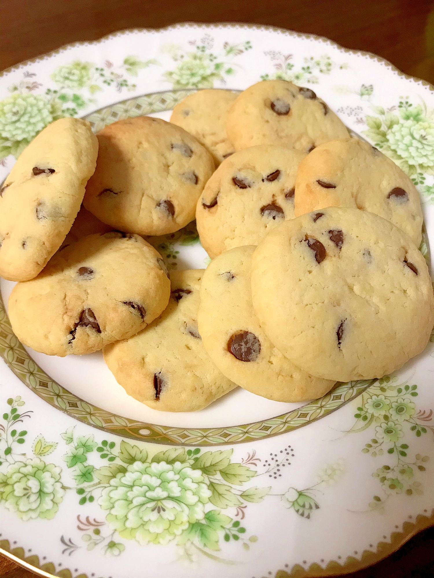 しっとりチョコチップクッキー レシピ 作り方 By 水玉模様 楽天レシピ しっとりチョコチップクッキー レシピ 作り方 By 水玉模様 楽天レシピ