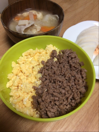 手軽で美味しい！二色丼にして頂きました^ ^