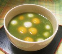 甘みあっさりお汁粉!二色団子の抹茶汁粉!