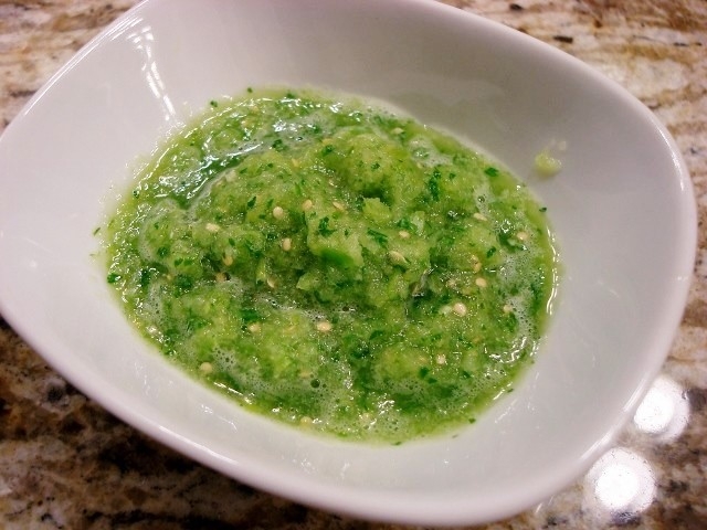 サルサベルデ メキシコの緑のサルサソース