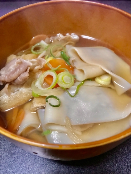 ほうとうも、芋煮も、ひもかわうどんも、
美味しいですよね♪にゃんころもち子さんの画像を見て今晩はこれだ！と楽天で購入した乾麺を茹でました♡具沢山で最高〜♪