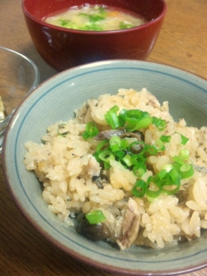 秋の味覚 炊飯器でさんまご飯 レシピ 作り方 By ゆみぽぽぽぽーん 楽天レシピ
