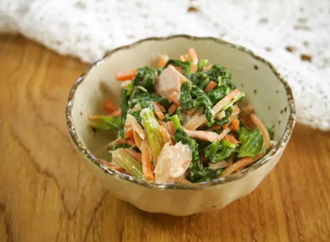 ほうれん草・人参のツナマヨサラダ♪