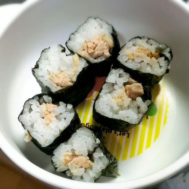 1歳～つかみ食べ！ツナの海苔巻