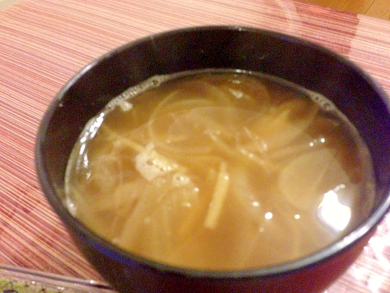 玉ねぎと生姜のあったかスープ