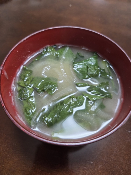 玉ねぎと ほうれん草の おみそ汁
