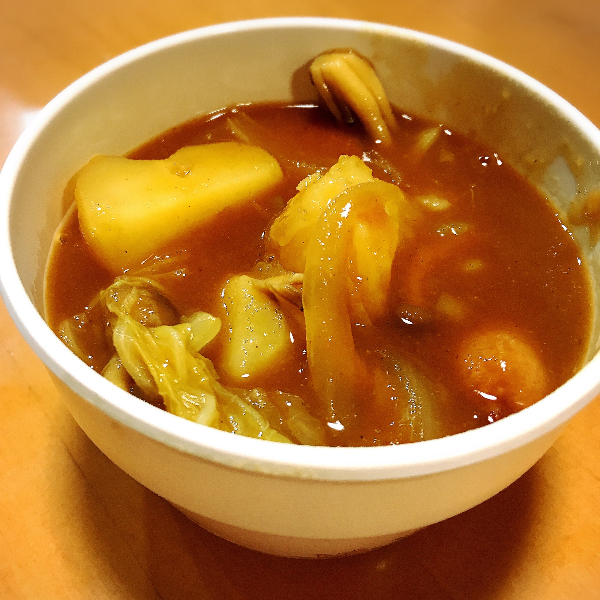 ウィンナーと白菜たっぷりカレー鍋