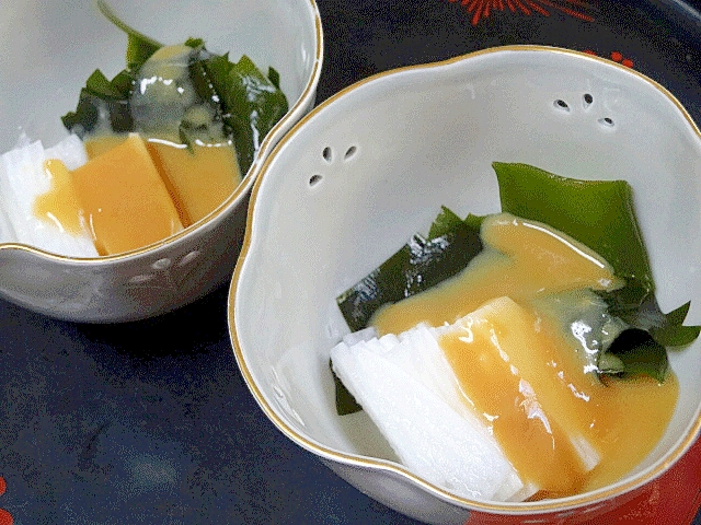 簡単夏料理☆　「長芋とワカメ酢味噌和え」