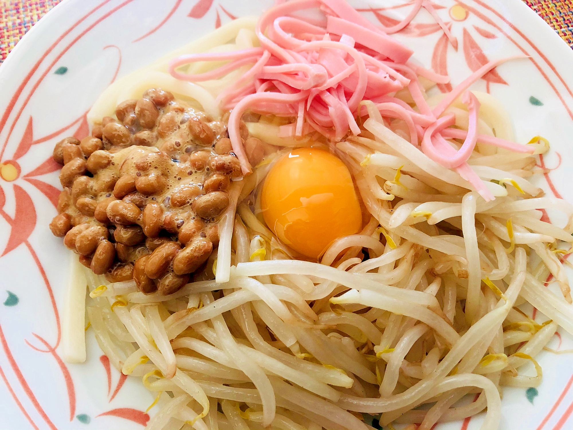 簡単もやしナムルが合う！シャキッと白だし混ぜうどん