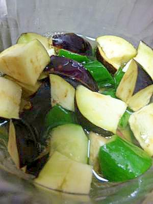 茄子ときゅうりの浅漬け レシピ 作り方 By おちゃぴ62 楽天レシピ 茄子ときゅうりの浅漬け レシピ 作り方 By おちゃぴ62 楽天レシピ