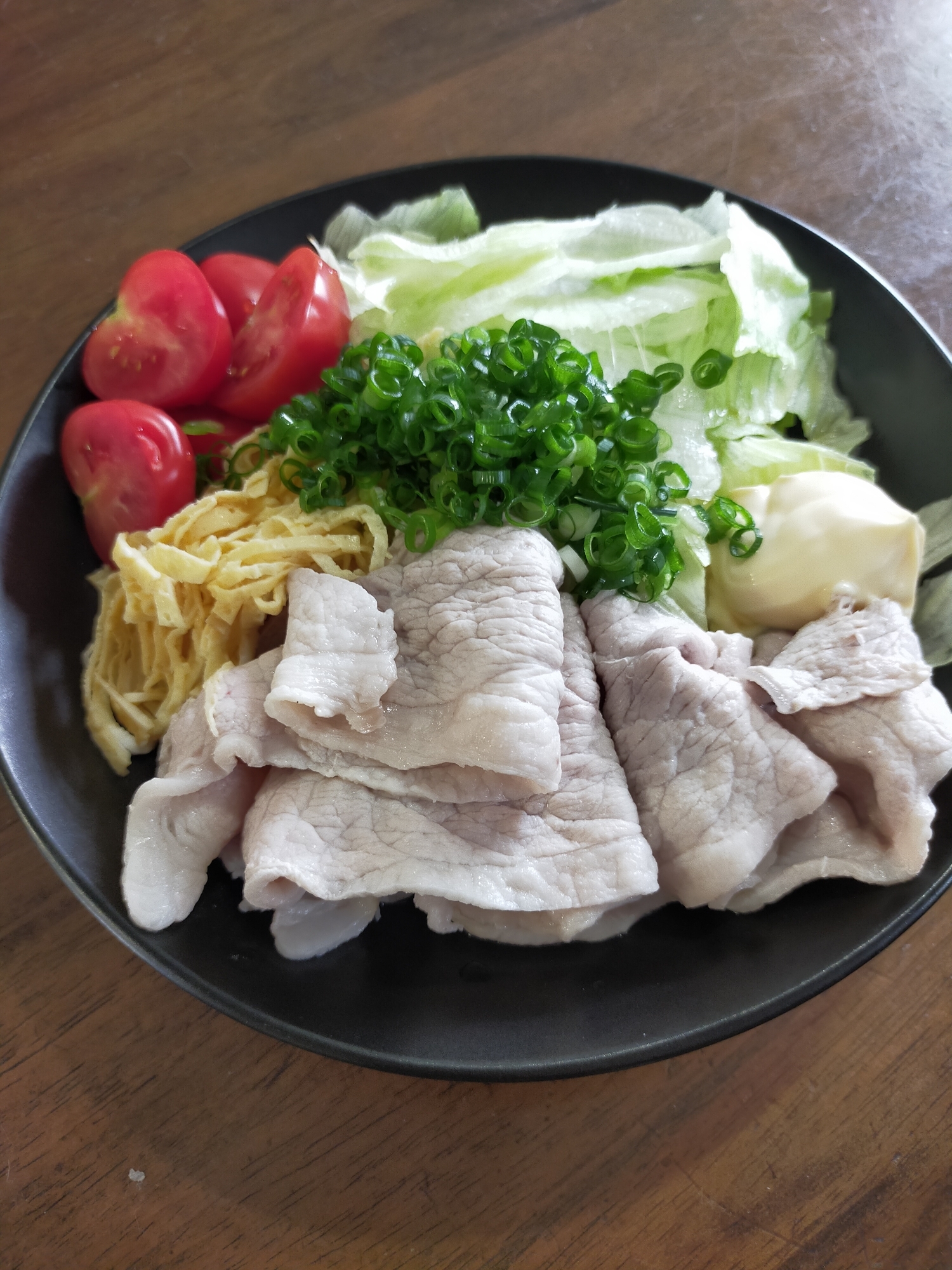 豚しゃぶサラダラーメン