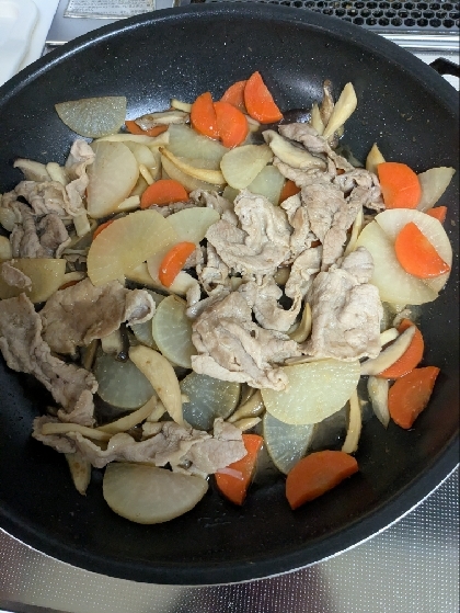簡単・節約♡テリテリ甘辛みその豚バラ大根