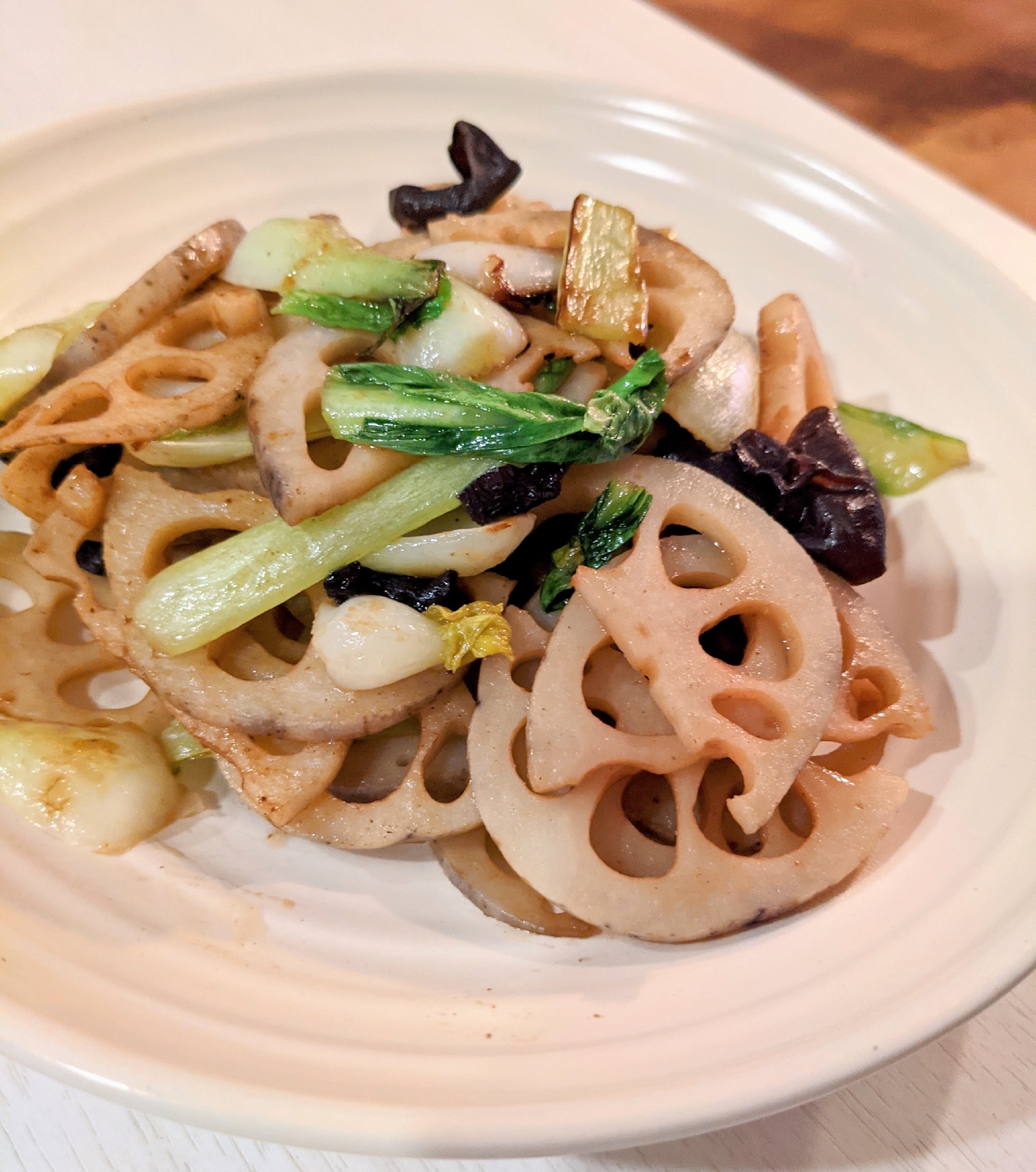 簡単おかず!青梗菜とレンコンの中華炒め