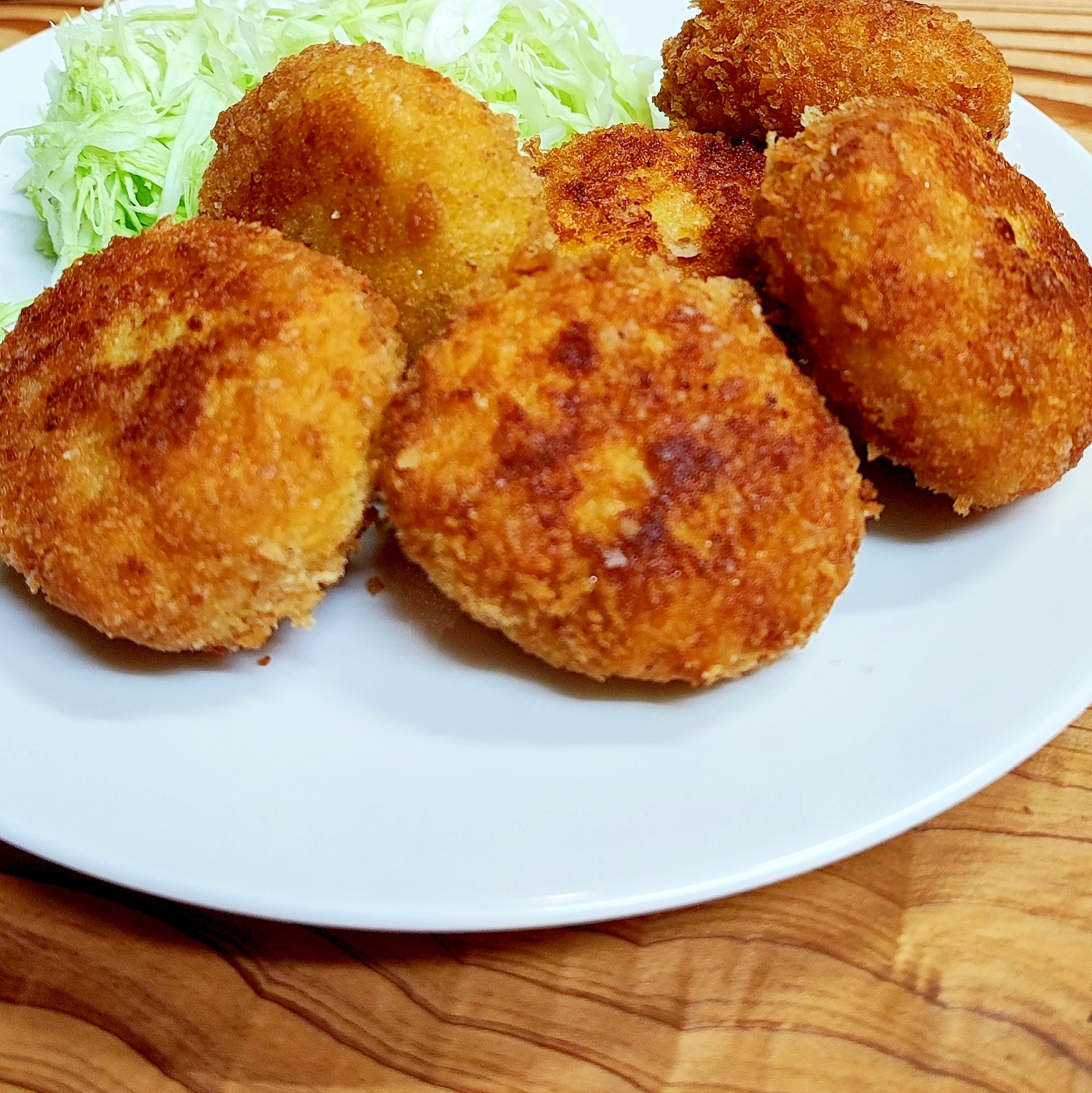 カレー風味の手作りコロッケ