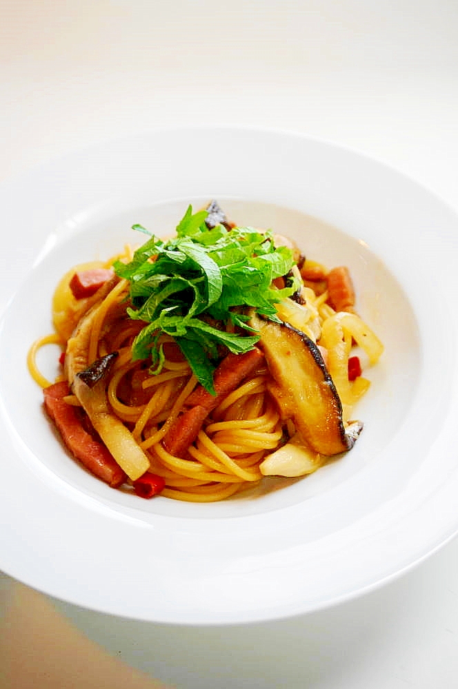 青じそ＆バター醤油がピッタリ！和風きのこパスタ