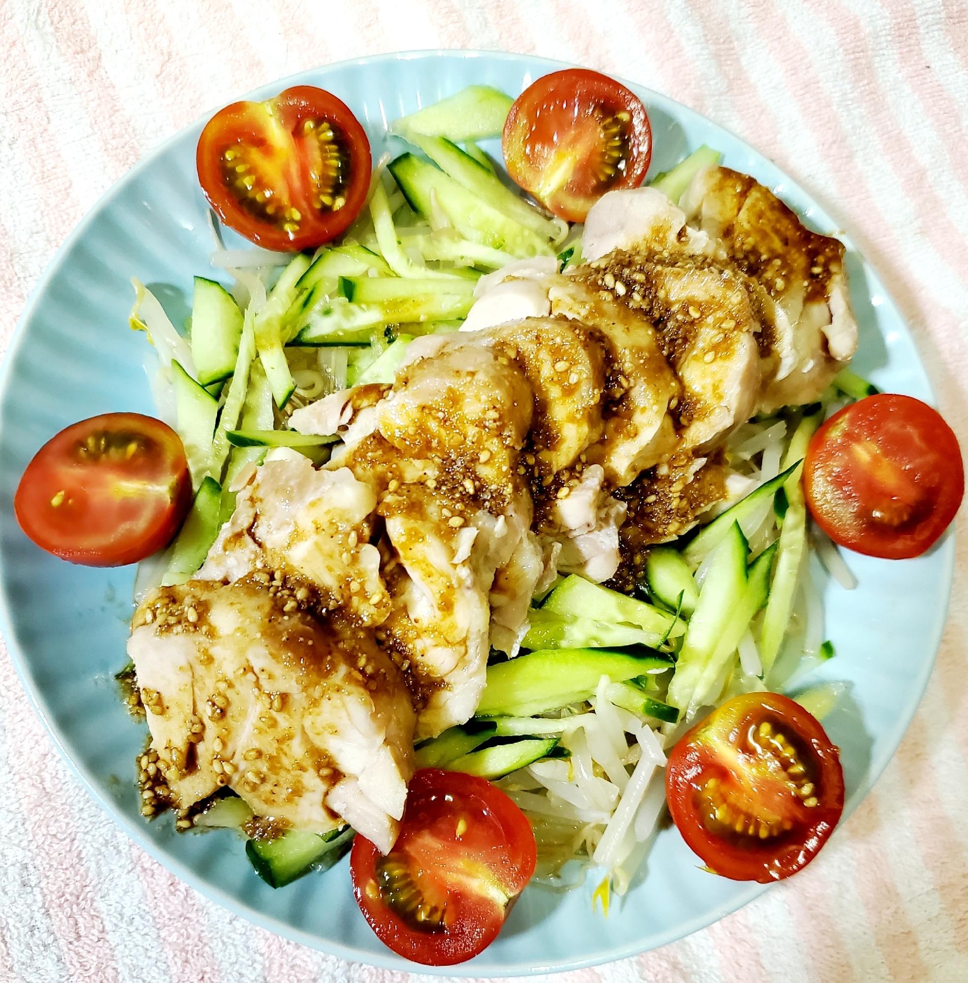 鶏もも肉で☆ジューシーよだれ鶏