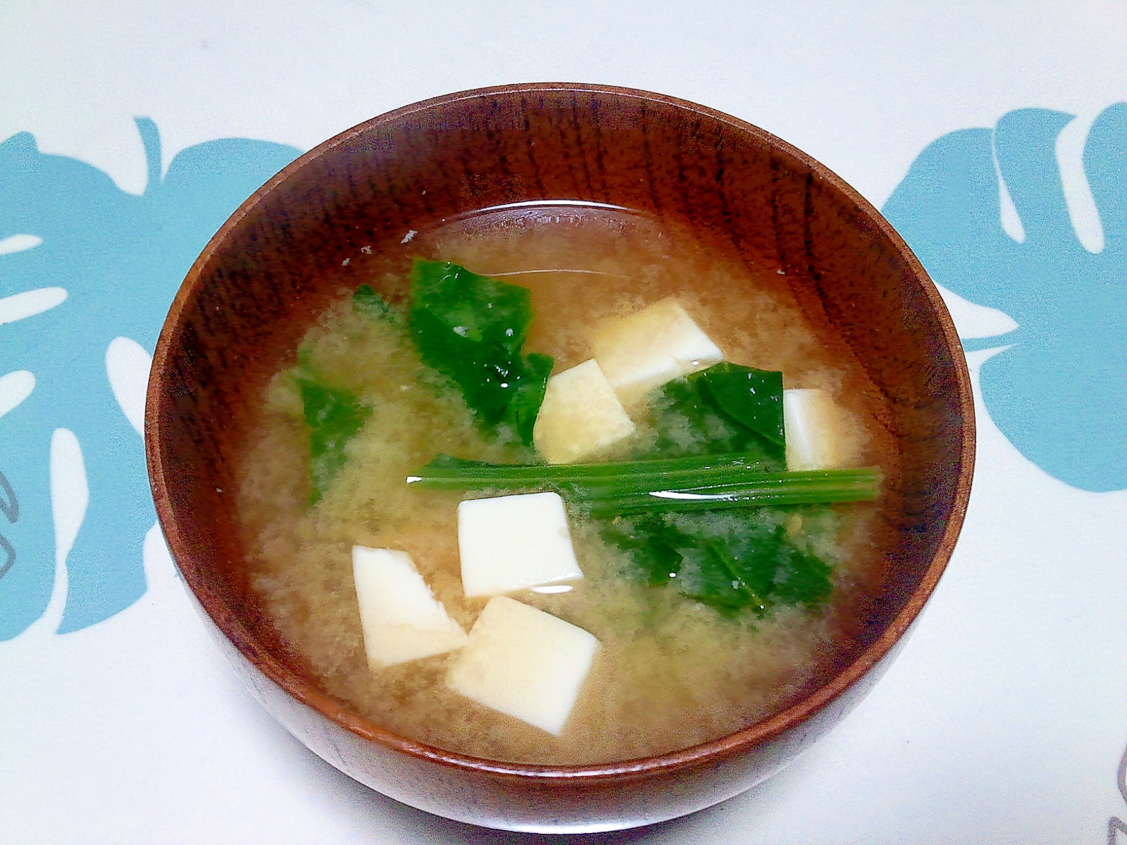 ほうれん草と豆腐の味噌汁＋＋