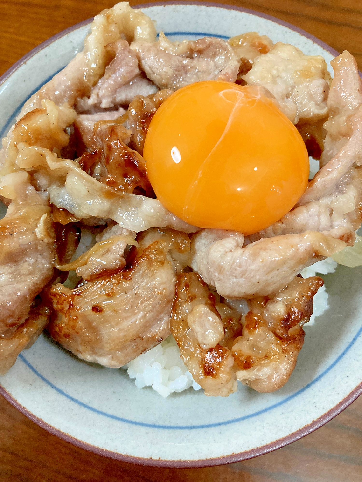 鶏がらスープの素で作る豚肉丼