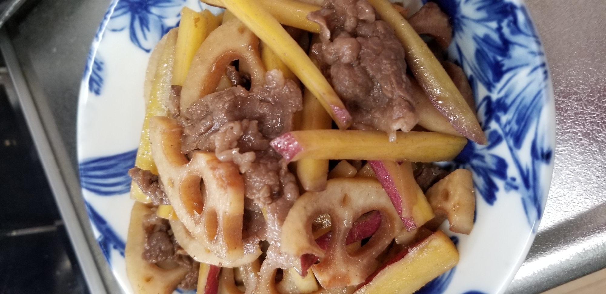 さつま芋とレンコンの牛肉炒め煮