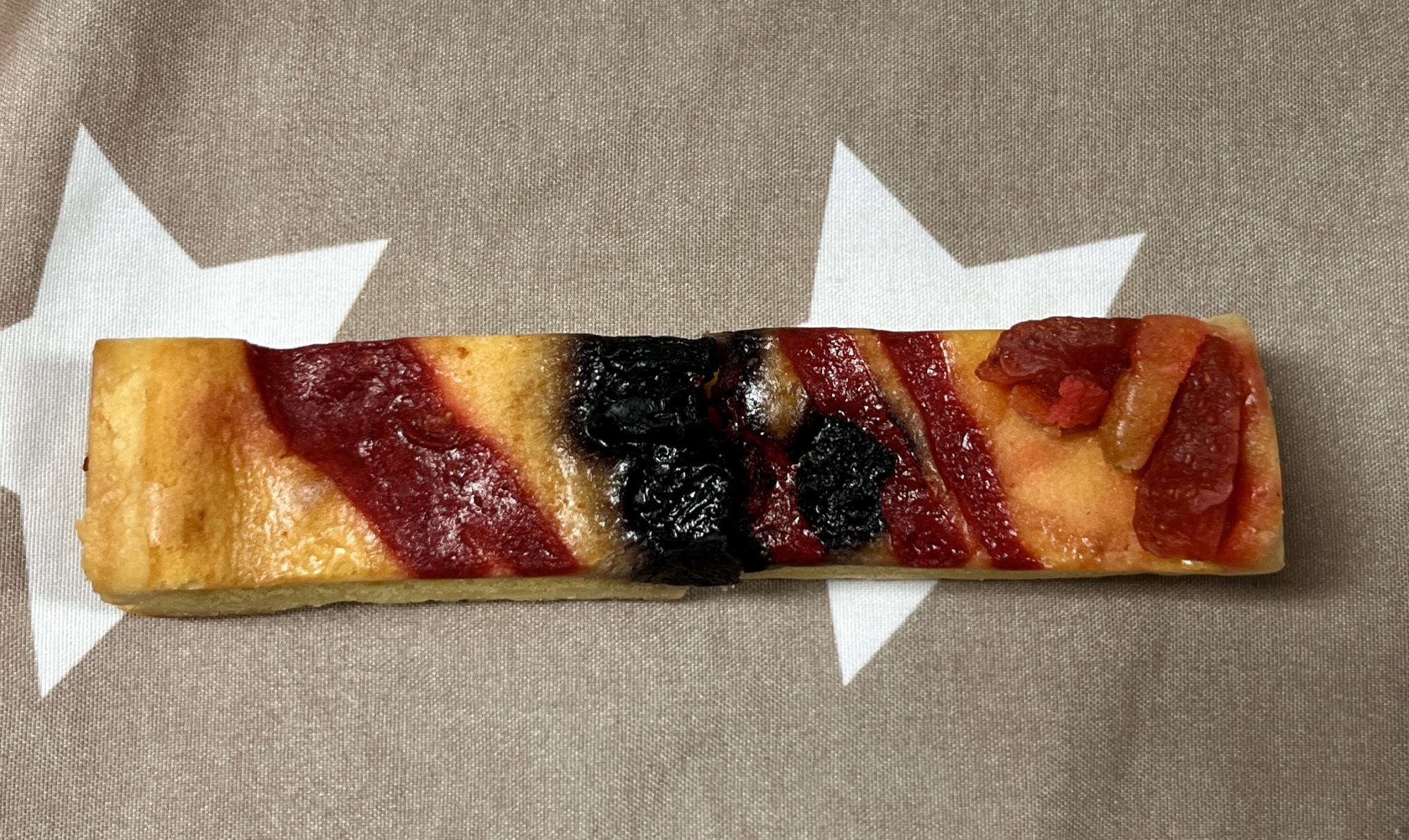 ベリージャムのケーキ