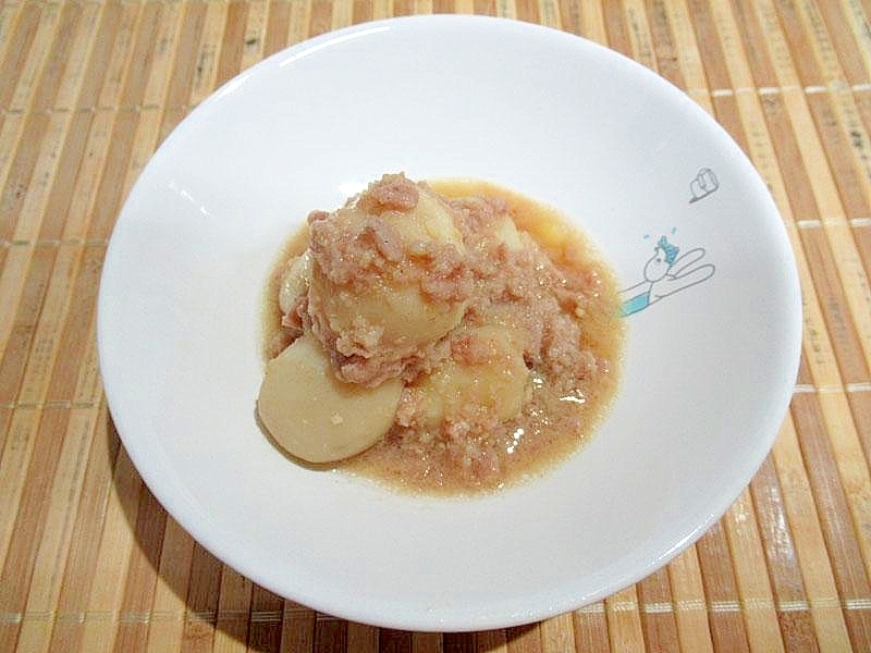 里芋とひき肉の味噌煮込み