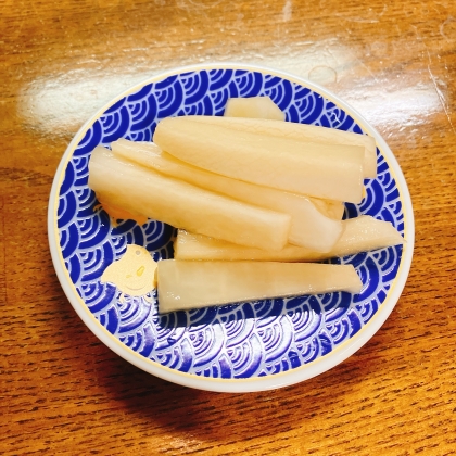 大根のにんにく醤油漬け