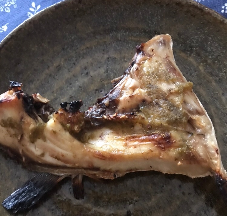 ハマチカマの柚子胡椒焼き レシピ 作り方 By ボンド子 楽天レシピ ハマチカマの柚子胡椒焼き レシピ 作り方 By ボンド子 楽天レシピ