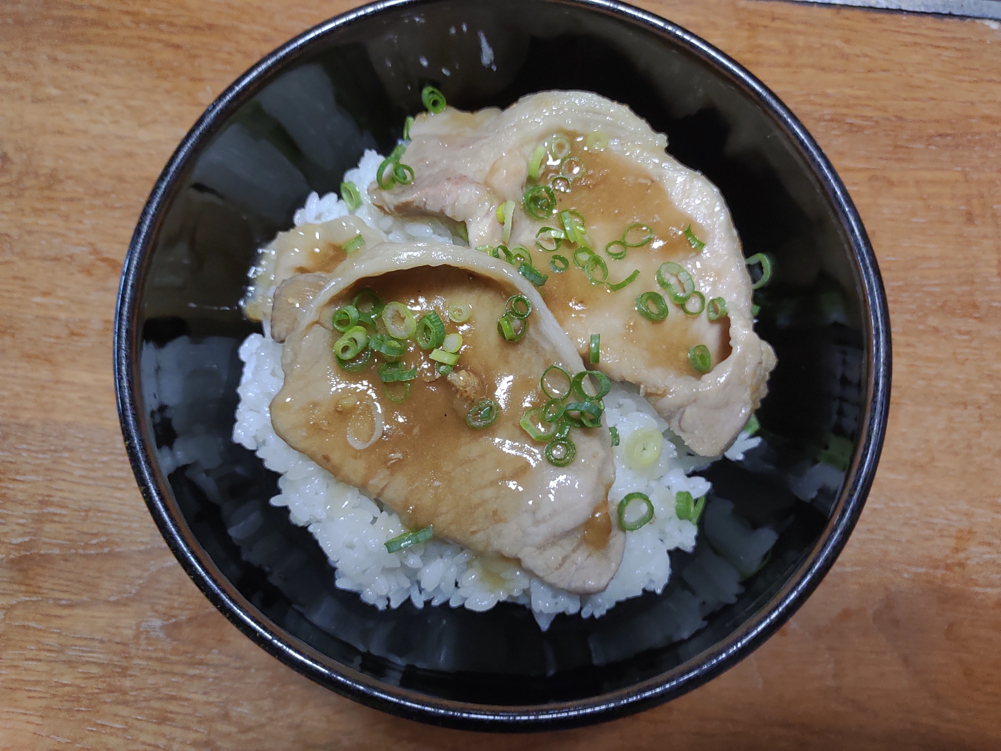 豚ロースしのしょうが丼