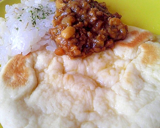 強力粉で簡単フライパンでふわふわもっちりナン レシピ 作り方 By デラみーやん 楽天レシピ