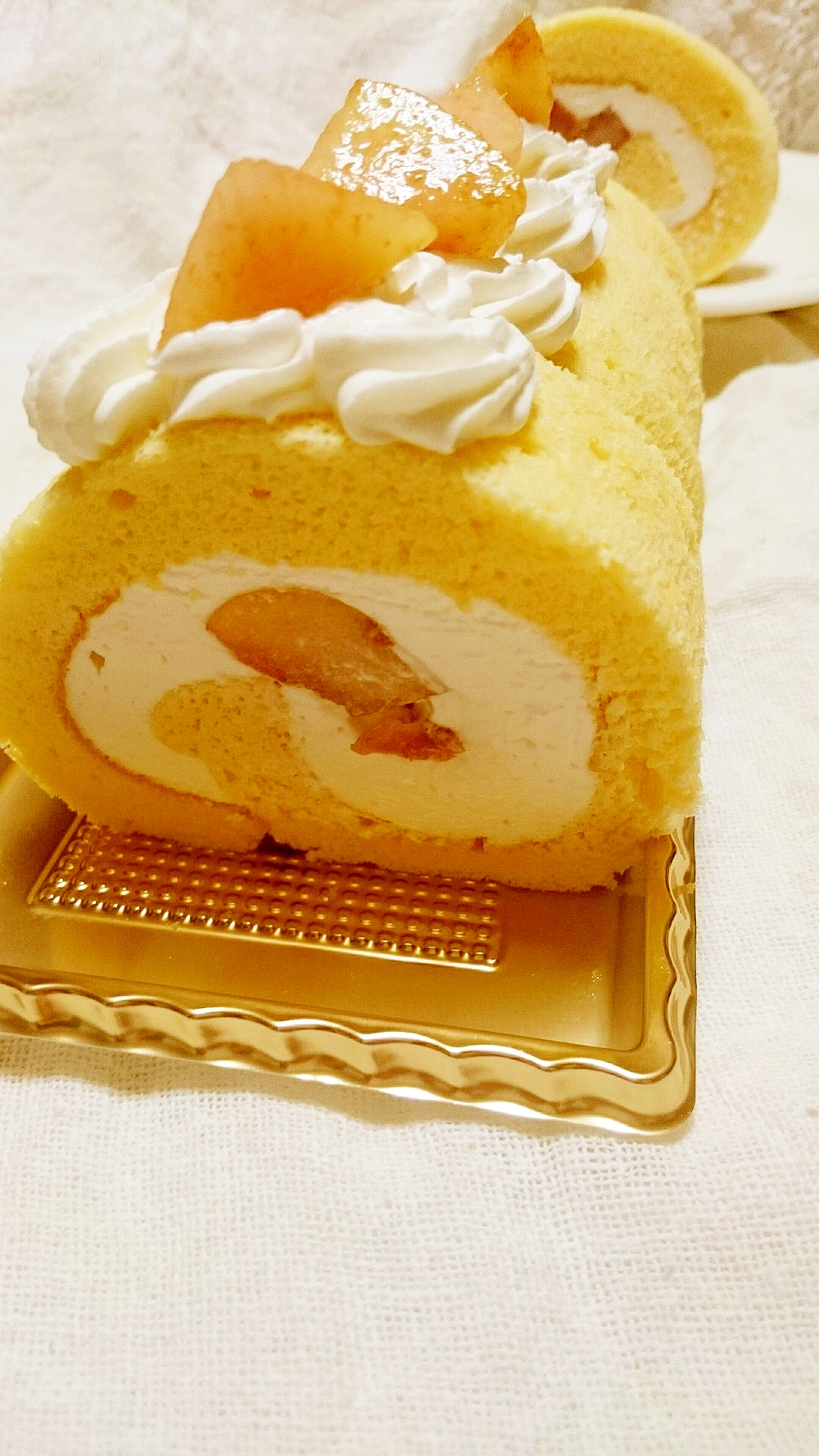香りも幸せ 桃のシフォンロールケーキ レシピ 作り方 By 京たまご86 楽天レシピ