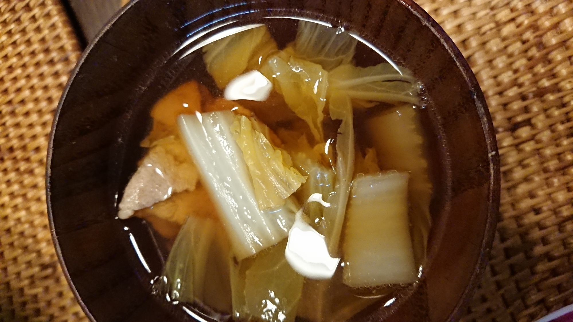 白菜醤油スープ