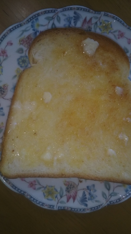 塩バタートースト