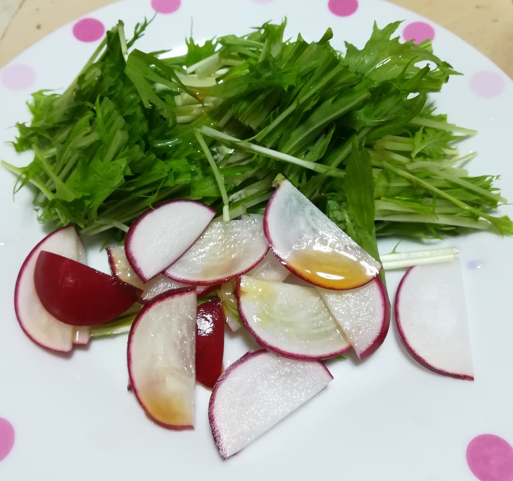 水菜とラディッシュのサラダ
