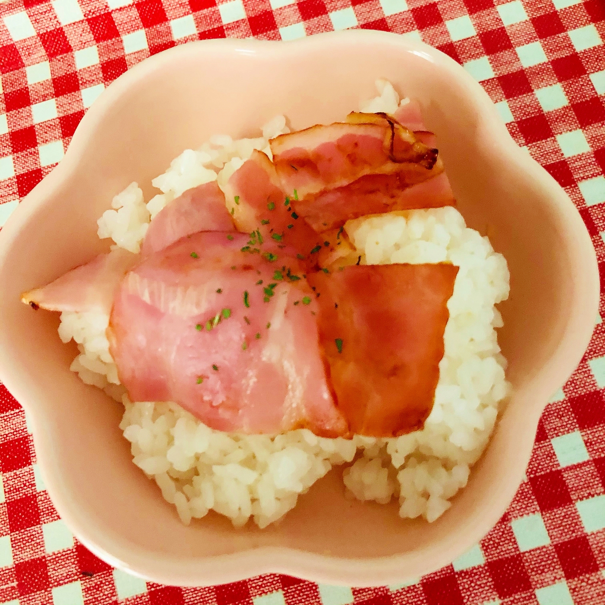 バターライスのベーコン丼