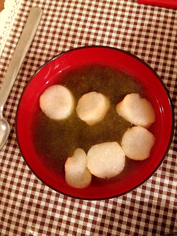 とろろ昆布とお麩のお吸い物