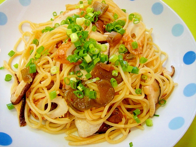 サムジャン風味☆ザーサイと竹輪椎茸のパスタ