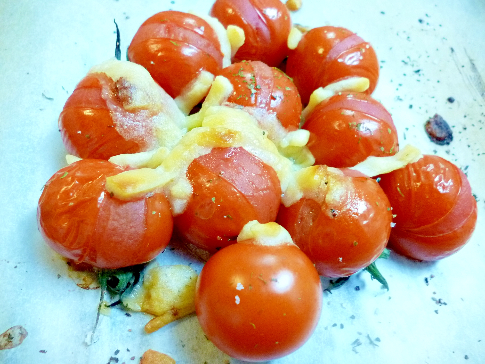 付け合せプチトマト*チーズ焼き