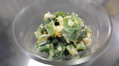 小松菜と卵炒めをしようと思ったところ、何故か小松菜を茹でてしまって(^_^;)急遽こちらのレシピを参考にさせていただきました！