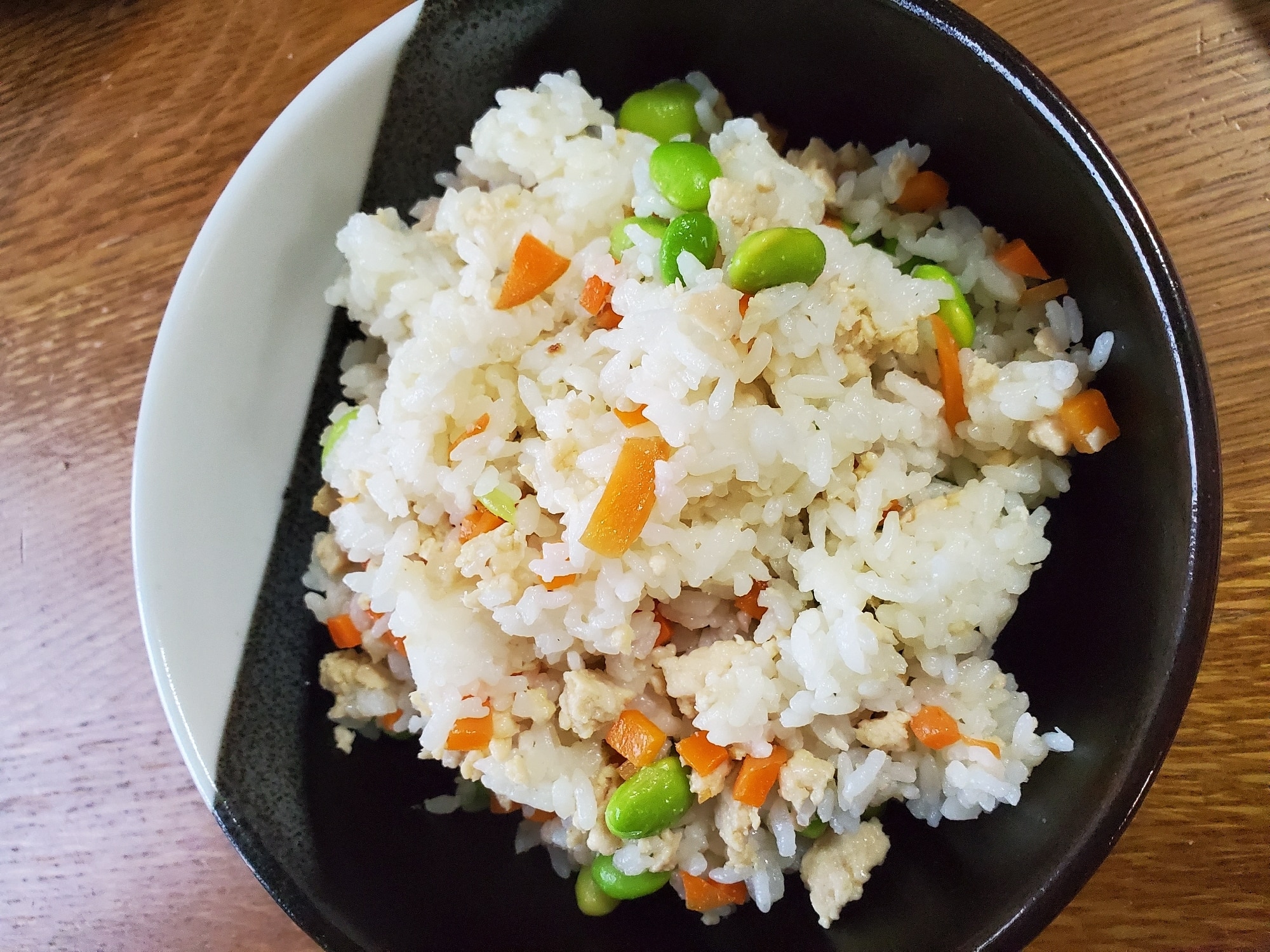 人参と枝豆と鶏ミンチの混ぜご飯 レシピ・作り方 by 4045g - 楽天レシピ