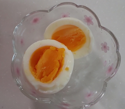 失敗しないꕤ オレンジ色の半熟ゆで卵