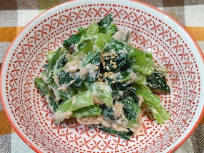 レンジで♡にんにく香る♡小松菜とツナのごまマヨ和え