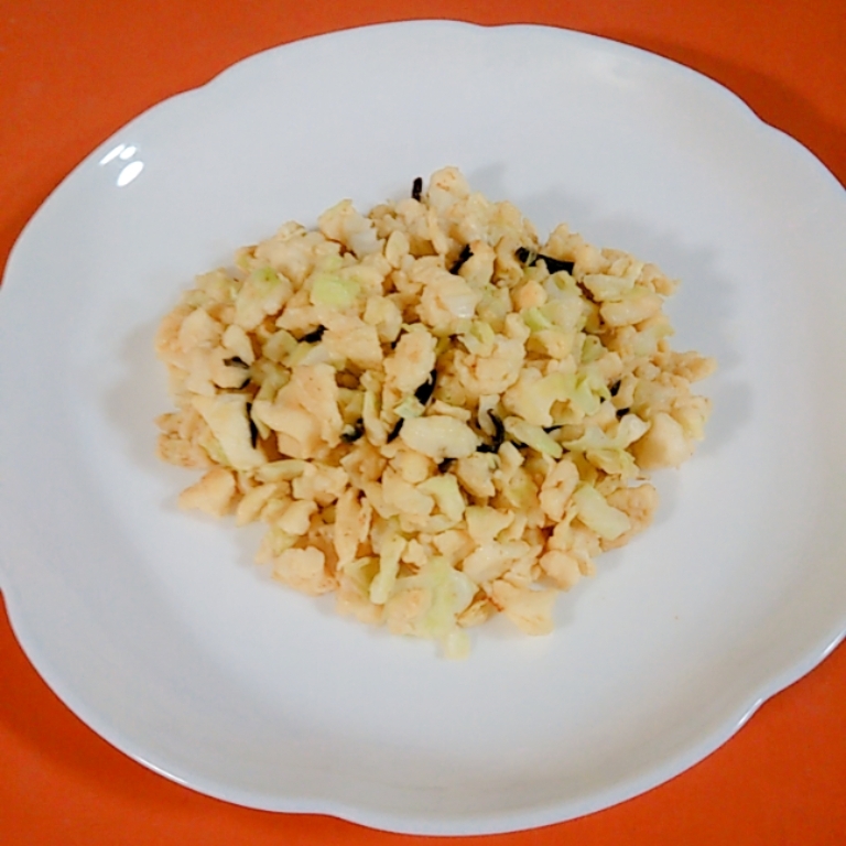 炒り卵♪はんぺん☆キャベツ☆塩昆布入り