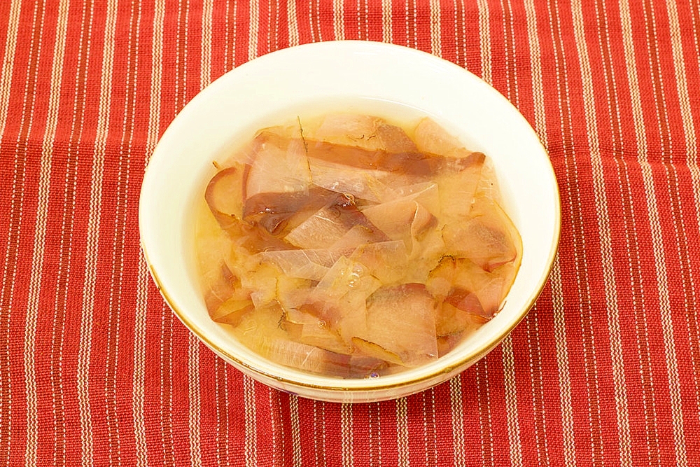 かちゅーゆー 湯かきみそ汁 レシピ 作り方 By 沖縄調味料屋 赤マルソウ商店 楽天レシピ